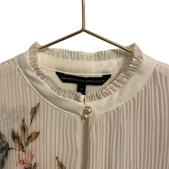 White House Black Market Floral Pleated High Collar Blouse Size 2 - Picture 3 of 8